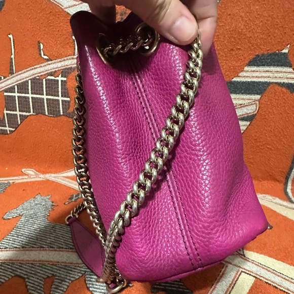 GUCCI ❤️🌟SOHO MAGENTA PEBBLED LEATHER TOTE⭐️ - Picture 4 of 15